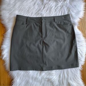 Women’s Eddie Bauer Gray Skirt Size 14
